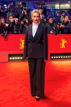 Nina Hoss presenting the movie Tár at the Berlinale 2023