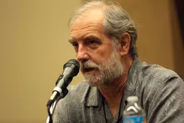 John Patrick Lowrie speaking with attendees at the 2017 Game On Expo, for "The Orange Box", at the Phoenix Convention Center in Phoenix, Arizona. Please attribu