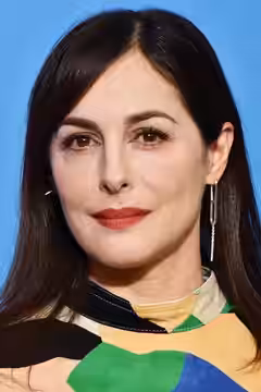 Amira Casar