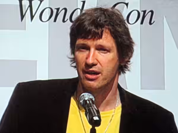 Paul W. S. Anderson, director of Resident Evil: Afterlife, discusses the film at a panel at WonderCon 2010.