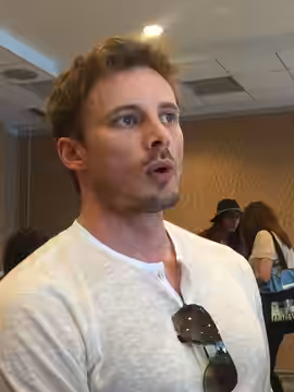 Bradley James. (2015)