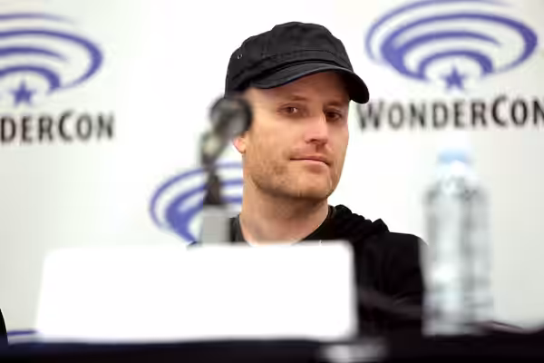 Andrew Lockington speaking at the 2017 WonderCon at the Anaheim Convention Center in Anaheim, California. Please attribute to Gage Skidmore if used elsewhere.