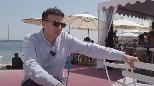 (1:10) Amat Escalante en entrevista en el Festival de cine de Cannes 2023