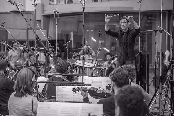 Fil Eisler Conducting an Orchestra Session at Warner Brothers (2020)