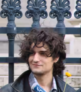 Public reading of "Princesse de Clèves", Paris, place du Panthéon. (2009)