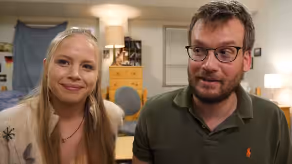 Sofia Vassilieva and John Green discuss the TV adaptation of Looking for Alaska (2019)