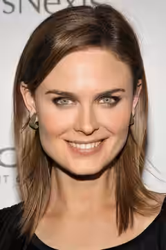Emily Deschanel