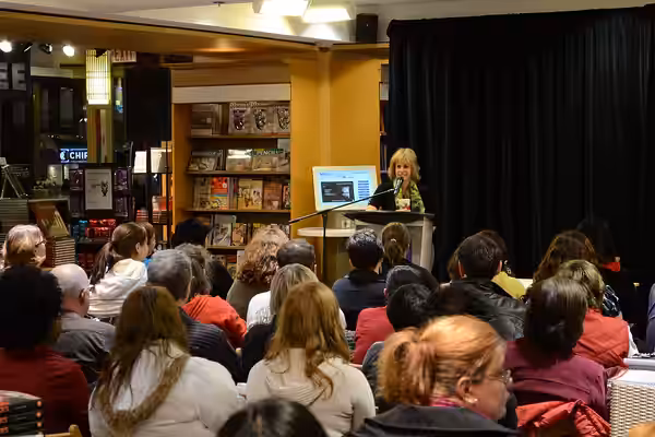 Kathy Reichs at Virals book signing event. Location: Indigo Yonge &amp; Eglinton, Toronto (2010)