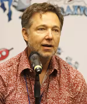 George Newbern at GalaxyCon Raleigh in 2019