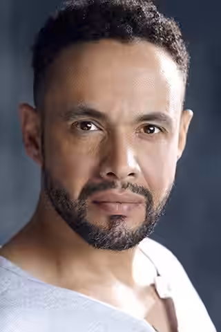 Leon Lopez
