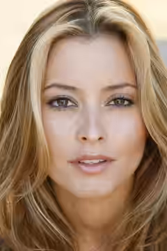 Holly Valance