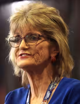 Denise Nickerson of "Willy Wonka &amp; the Chocolate Factory" speaking with attendees at the 2017 Phoenix Comicon Fan Fest at the Phoenix Convention Center in P