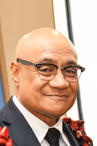 Oscar Kightley