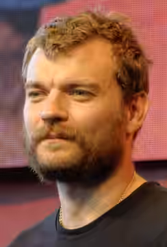 Pilou Asbæk