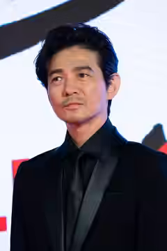 第32回 東京国際映画祭 オープニングセレモニー 吉岡秀隆 (男はつらいよ お帰り 寅さん) (2019)