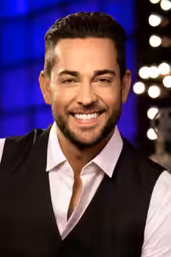 Zachary Levi