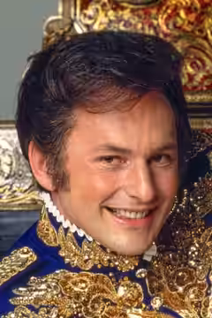 Victor Garber