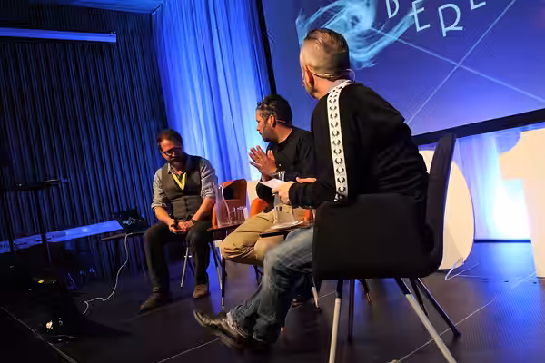 Bakom Babylon Berlin: Dobbeltime Med: Uli Hanisch &amp; Achim von Borries, Asbjørn Slettemark (2019)