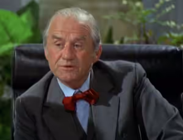 Cyril Cusack