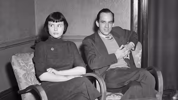 Photograph of the Swedish actor Harriet Andersson and director Ingmar Bergman during their visit to Helsinki.