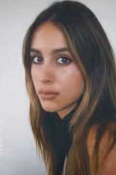 Nell Verlaque