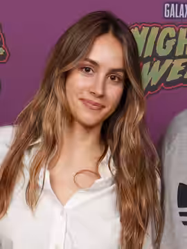 Nell Verlaque