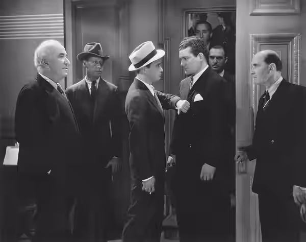 L. to R. (foreground) : Frank Sheridan, Irving Bacon, Lew Ayres, Don Rowan &amp; unknown in Murder with Pictures - publicity still (1936)