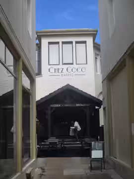 Ancienne boutique de Coco Chanel à Biarritz, aujourd'hui restaurant. (2017)