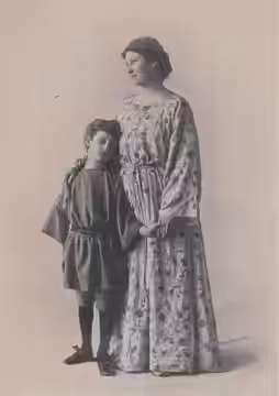 Mary Desti and her son Preston Sturges (1904)