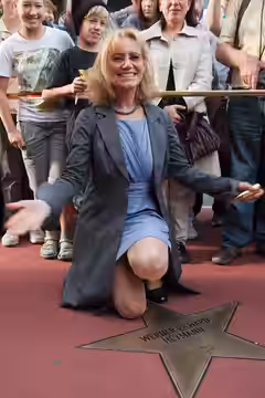 Heymanns Tochter freut sich über den Stern.