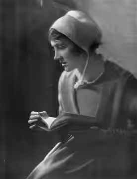 Patricia Collinge in "Tillie" (1919)