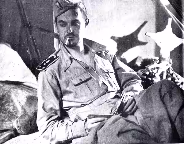 Antonio Centa ne Lo squadrone bianco (Genina, 1936) (2016)