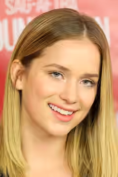 Elizabeth Lail