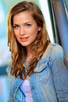 Elizabeth Lail