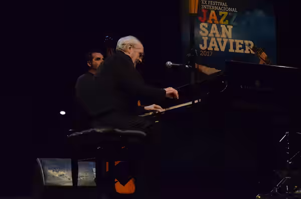 Michel Legrand, concierto de clausura de la XX edición del Festival Internacional de Jazz de San Javier (30 de julio de 2017)