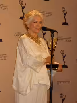Actress Ellen Burstyn at the 2009 Creative Arts Emmy Awards.