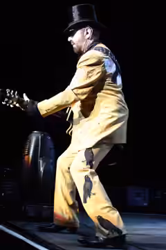 Stevie Nicks And Dave Stewart Perform At Sydney Entertainment Centre You wouldn't usually expect for Dave Stewart to be support for a Stevie Nicks tour, but tha (2011)