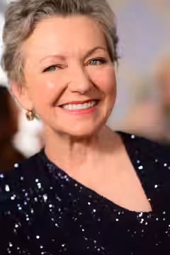 Julie White