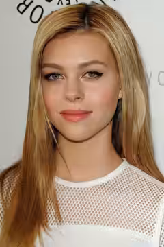 Nicola Peltz