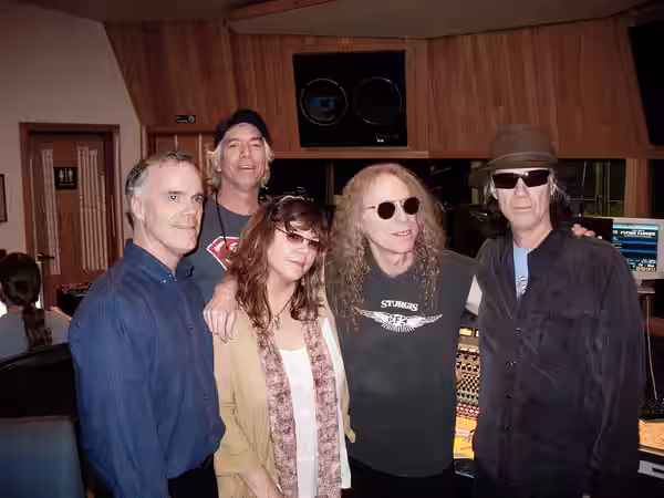 The Cowsills with Waddy Wachtel. Left to right: Bob Cowsill, Paul Cowsill, Susan Cowsill, Waddy Wachtel, John Cowsill (2009)