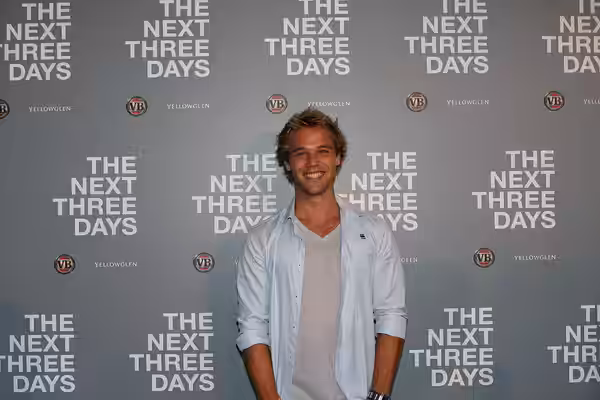 w:Lincoln Lewis at w:The Next Three Days Australian premiere in Sydney (2011)