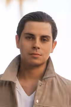 Jake T. Austin