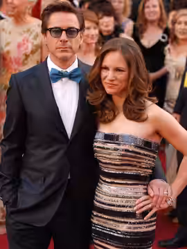Robert Downey Jr. and wife Susan arrive at the 82nd Academy Awards March 7, 2010 in Hollywood.
