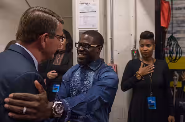 Secretary of Defense Ash Carter meets Kevin Hart backstage during a taping of Late Night with Seth Meyers in Washington, D.C. Oct. 13, 2016. (DoD photo by U.S. 