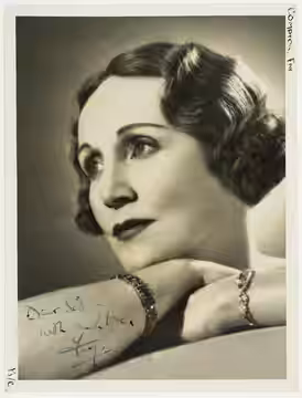 Compton told the Sydney Morning Herald that it had been suggested that she should stay and play the part of Juliet. I said, "Not on your life." Shakespeare woul