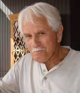 Linden Chiles