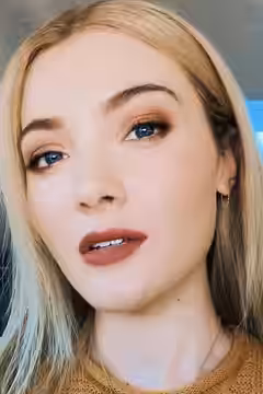 Skyler Samuels