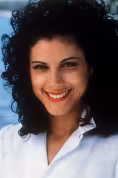 Saundra Santiago