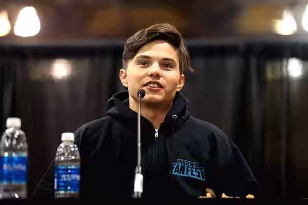 Zach Callison speaking with attendees at the 2017 Phoenix Comicon Fan Fest at the Phoenix Convention Center in Phoenix, Arizona. Please attribute to Gage Skidmo
