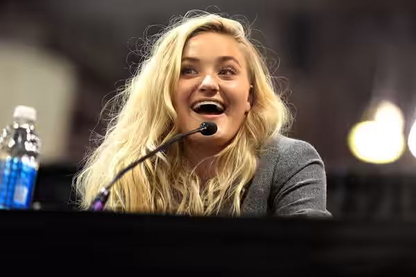 AJ Michalka speaking with attendees at the 2017 Phoenix Comicon Fan Fest at the Phoenix Convention Center in Phoenix, Arizona. Please attribute to Gage Skidmore